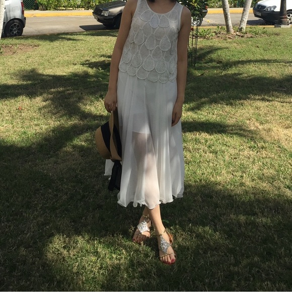 Dress 90% new - Picture 4 of 4